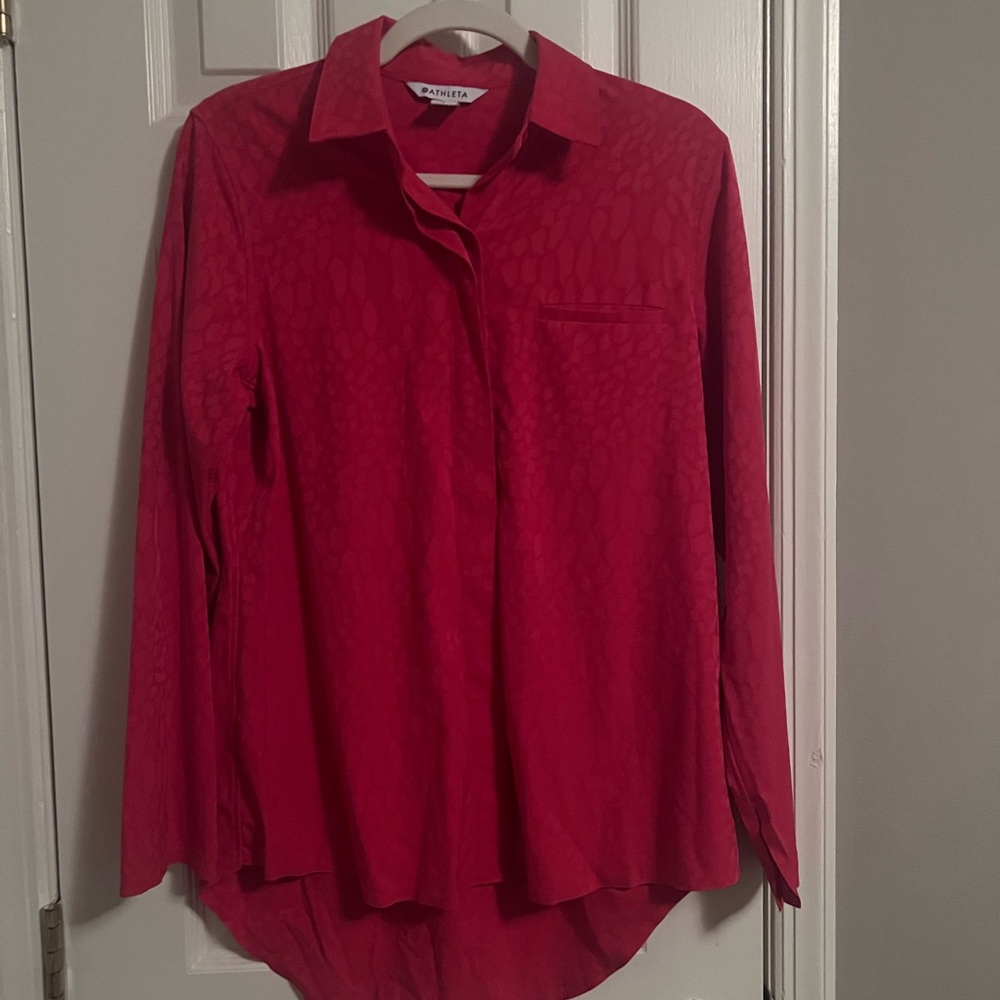 Athleta Urbanite Textured Top, Matador Red Blouse - Small/Petite